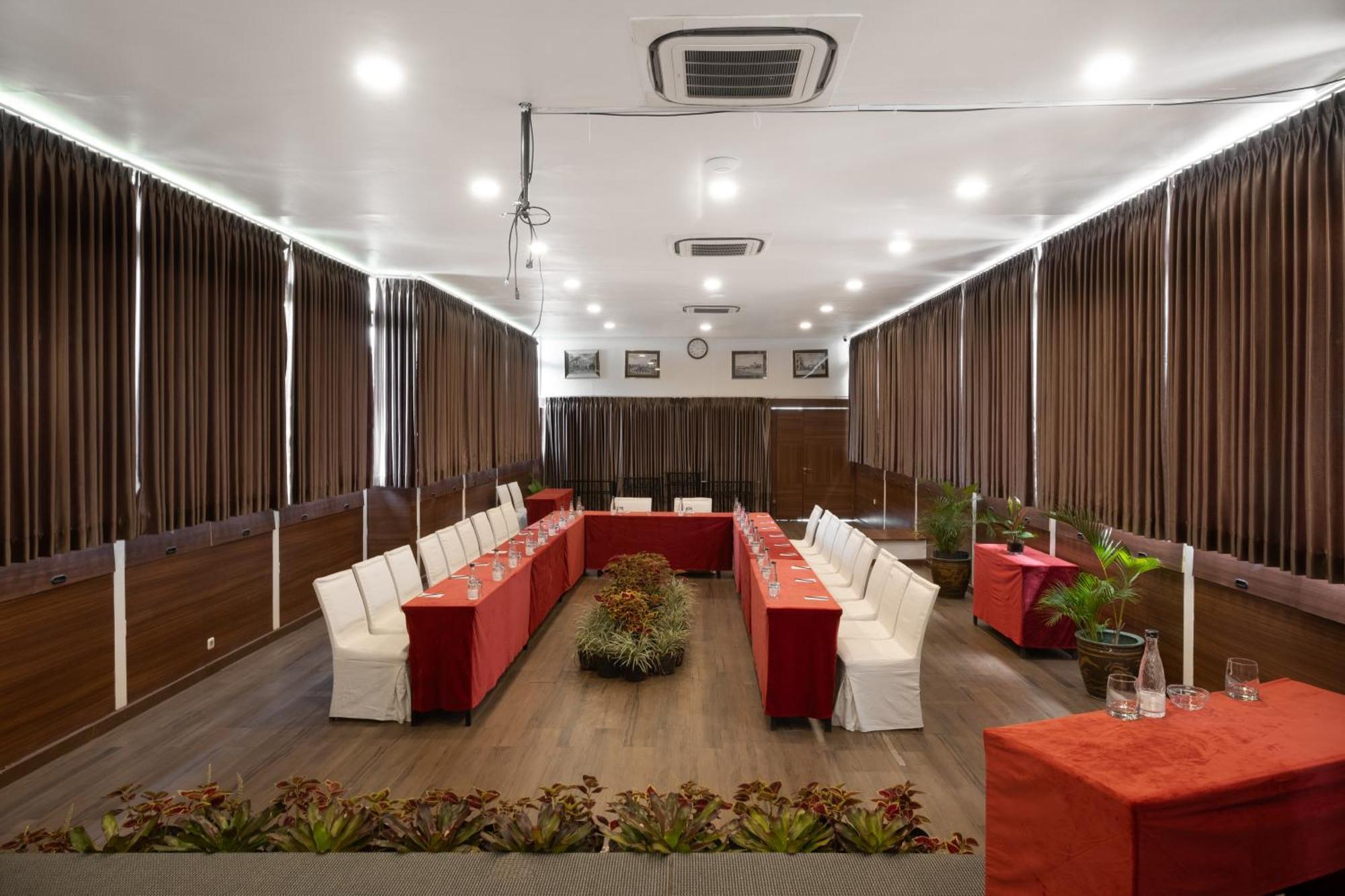 מלון בנדונג House Sangkuriang מראה חיצוני תמונה