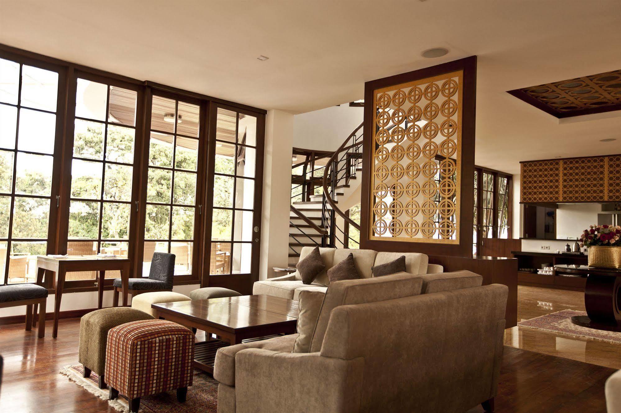 מלון בנדונג House Sangkuriang מראה חיצוני תמונה